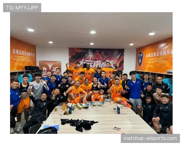 云南玉昆领跑冲甲关键期全队状态保持平稳 云南玉昆领跑冲甲关键期全队状态保持平稳