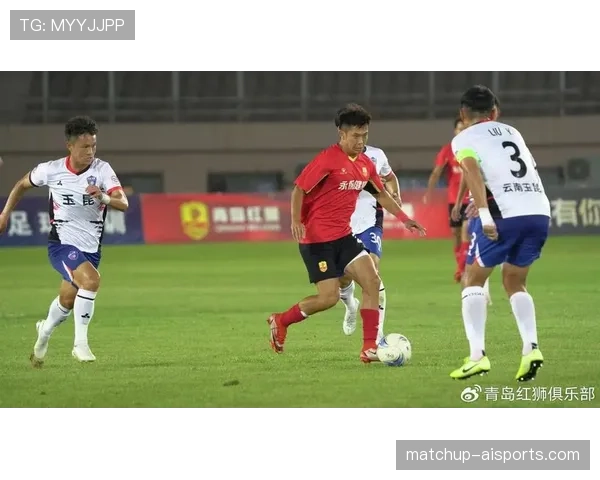 青岛西海岸中乙首战告捷，防守反击战术初显威力